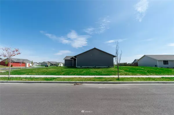 Moses Lake, WA 98837,1341 W Shelby ST