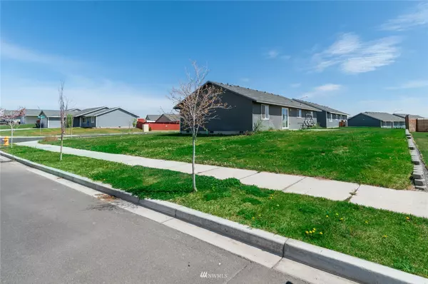 Moses Lake, WA 98837,1341 W Shelby ST