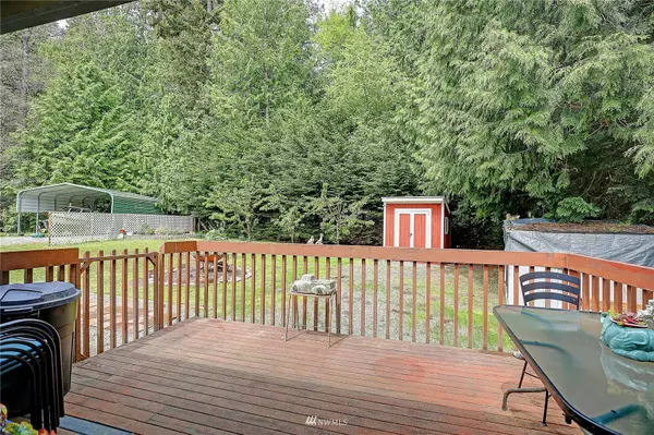 Camano Island, WA 98282,1338 Pilchuck DR