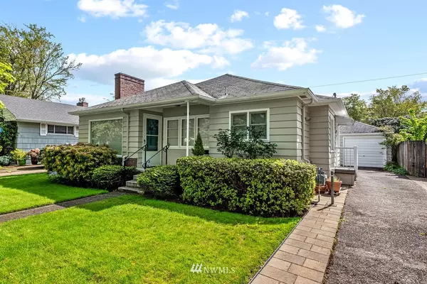 1424 19th AVE, Longview, WA 98632