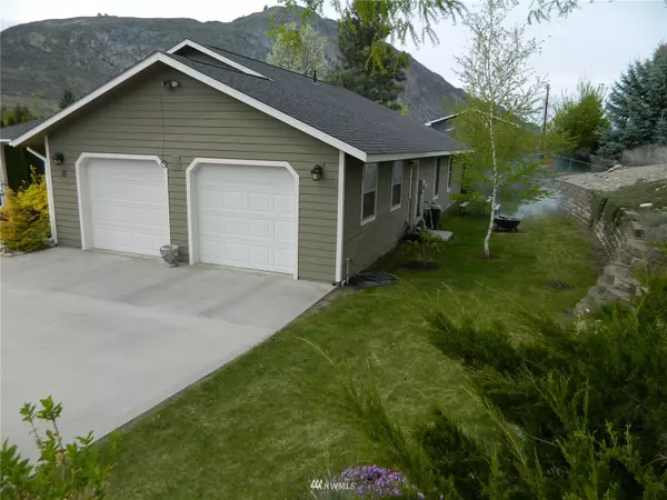 Tonasket, WA 98855,15 Orchard LOOP S