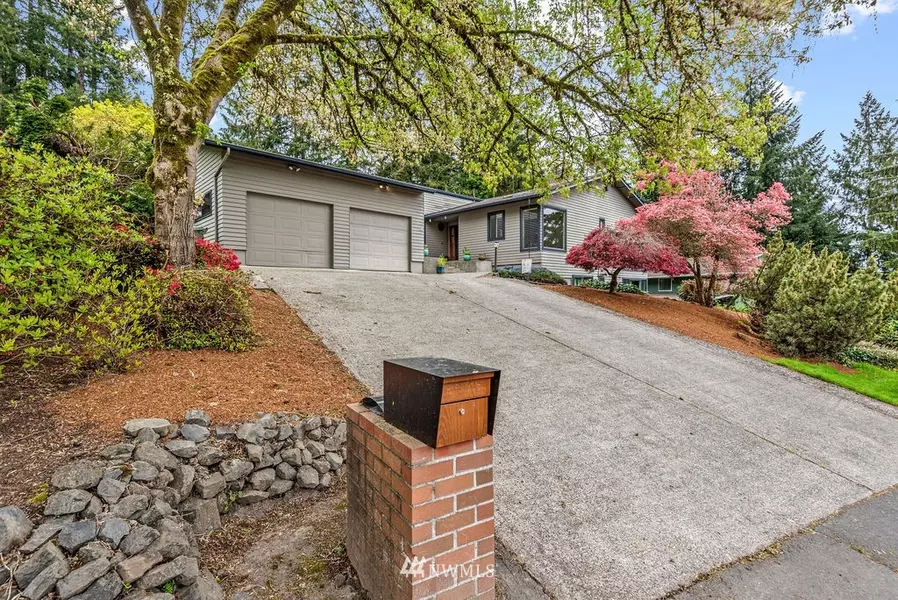 106 Montvale WAY, Longview, WA 98632