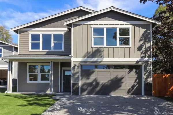 973 Walker AVE, Oak Harbor, WA 98277