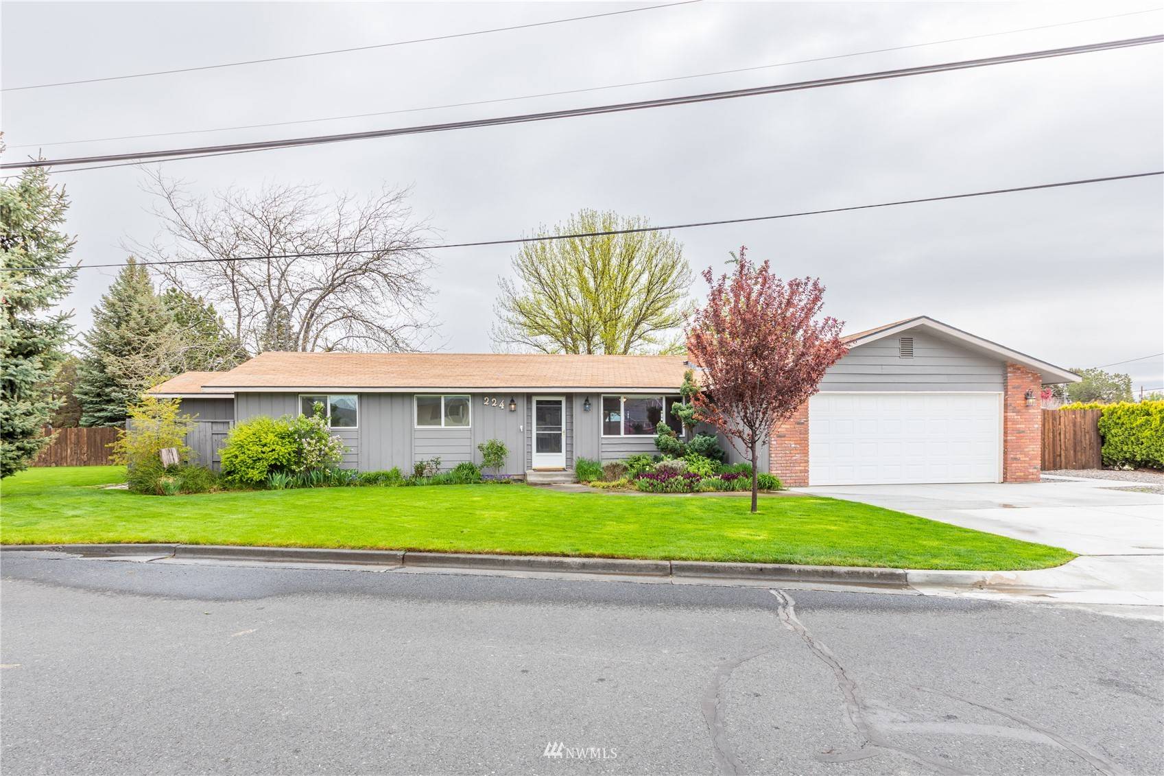 224 Nob Hill DR, Ephrata, WA 98823