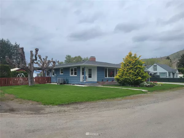 5966 Larson ST, Cashmere, WA 98815