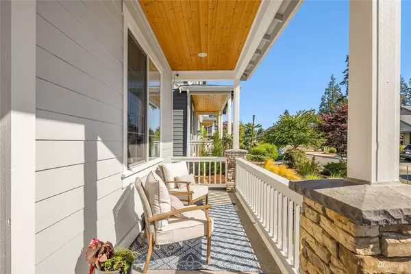 Bainbridge Island, WA 98110,627 NE Landmark CT