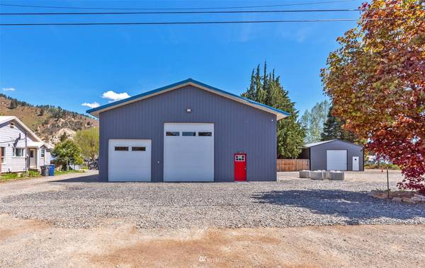 5905 Larson ST, Cashmere, WA 98815