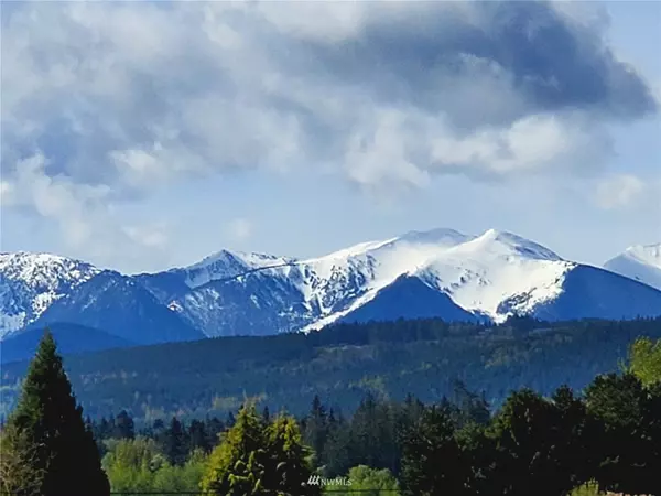 400 W Runnion RD, Sequim, WA 98382