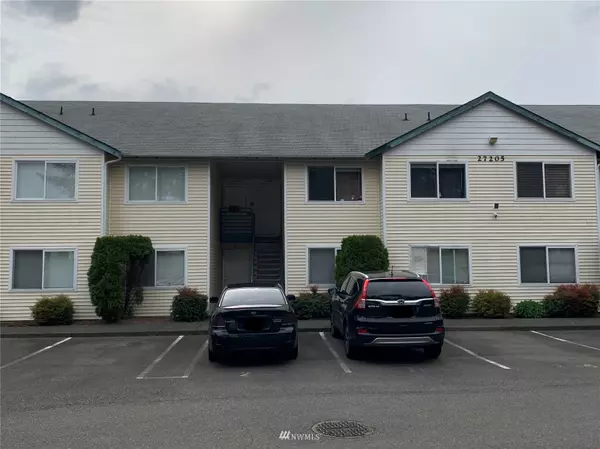 Kent, WA 98042,27205 148th AVE SE #104