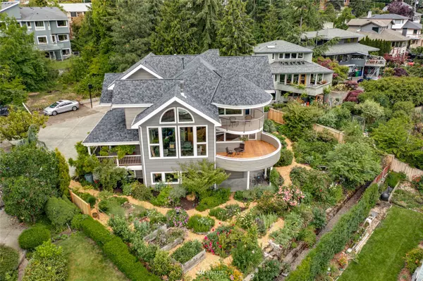 5534 S Holly ST, Seattle, WA 98118