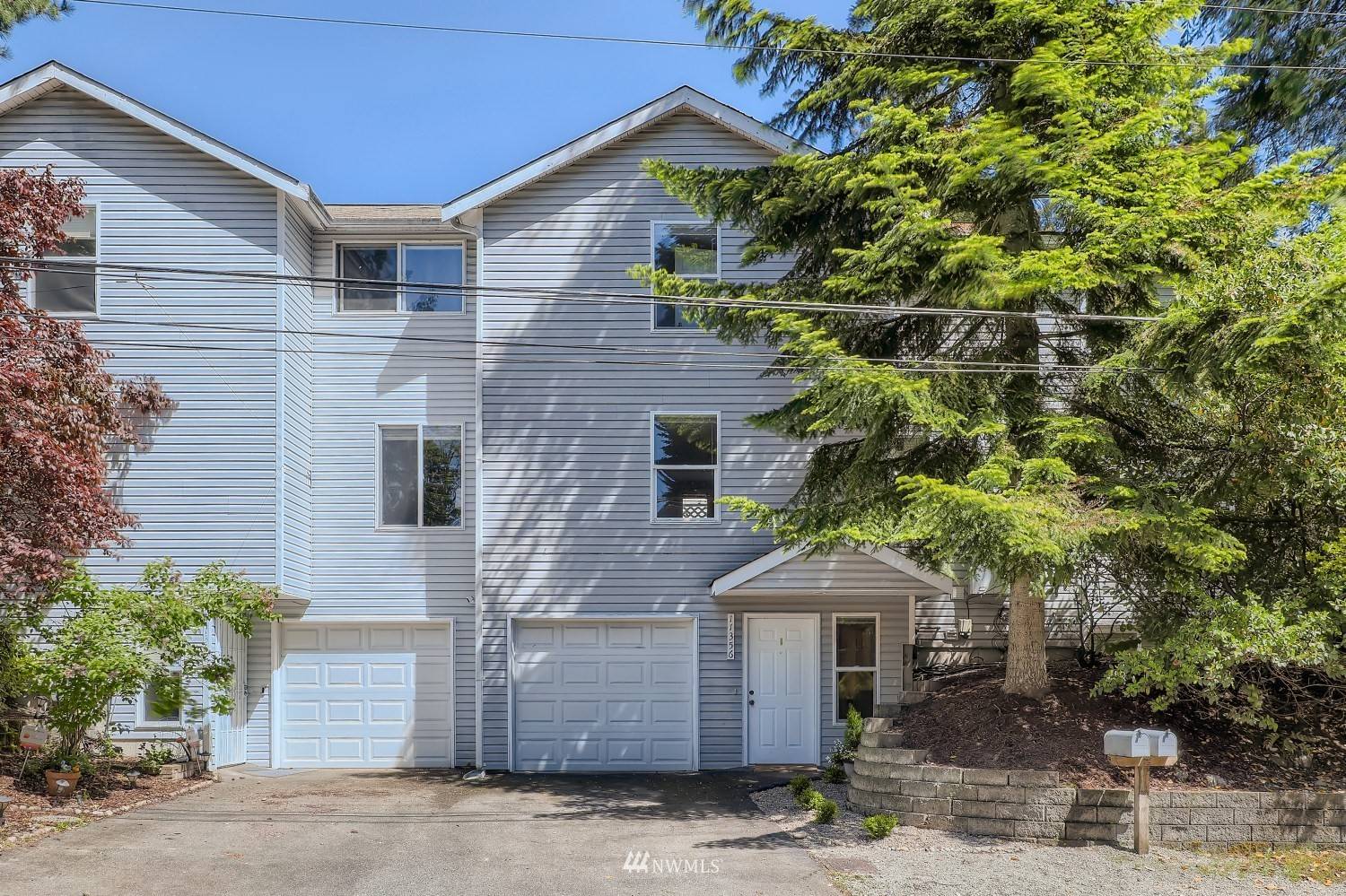 11356 28th AVE NE, Seattle, WA 98125