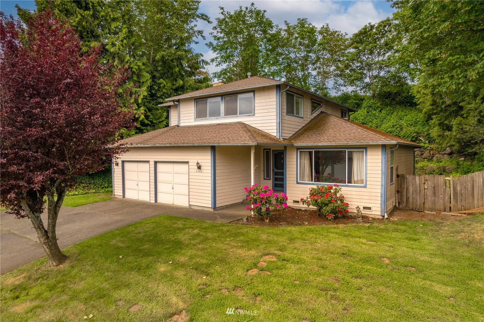 23621 42nd PL S, Kent, WA 98032