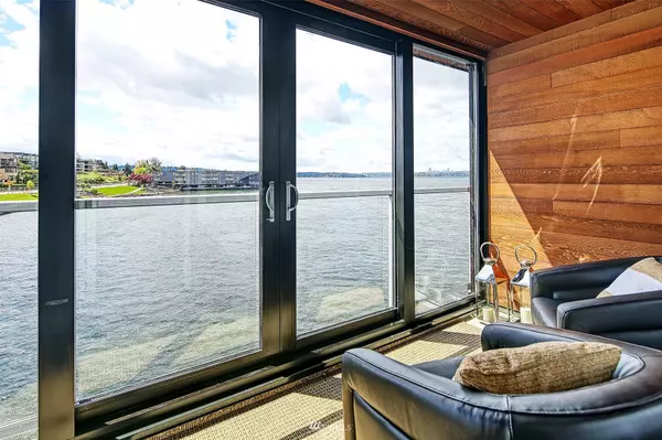 515 Lake ST S #309, Kirkland, WA 98033