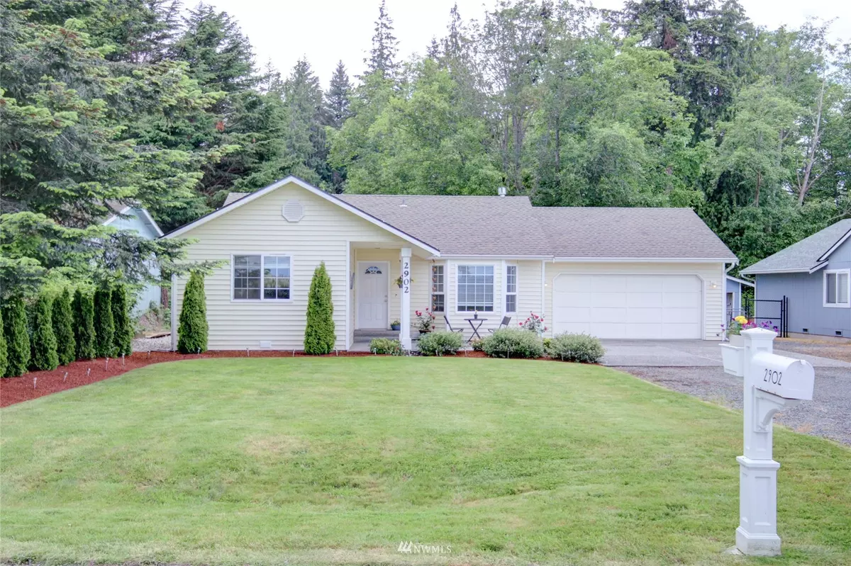 Camano Island, WA 98282,2902 Viewmont PL