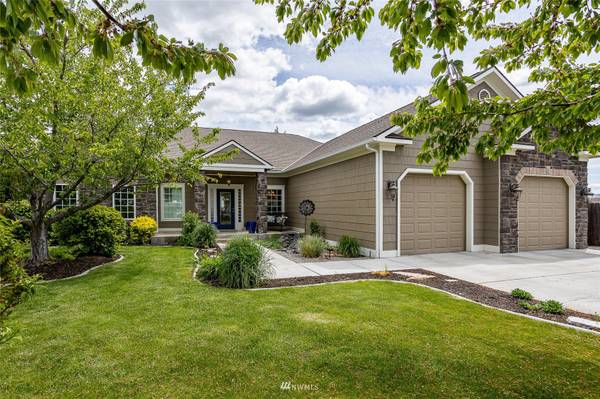 9 N 95th PL, Yakima, WA 98908