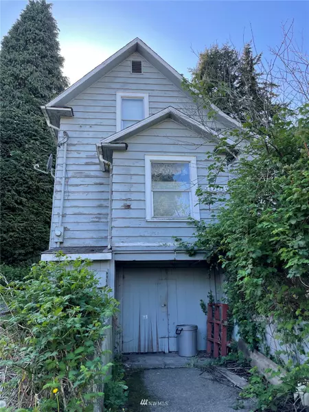 4606 S 4th AVE, Everett, WA 98203