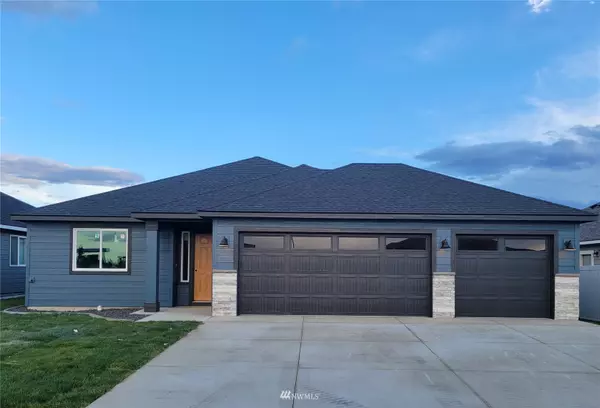422 Birch ST, Moses Lake, WA 98837