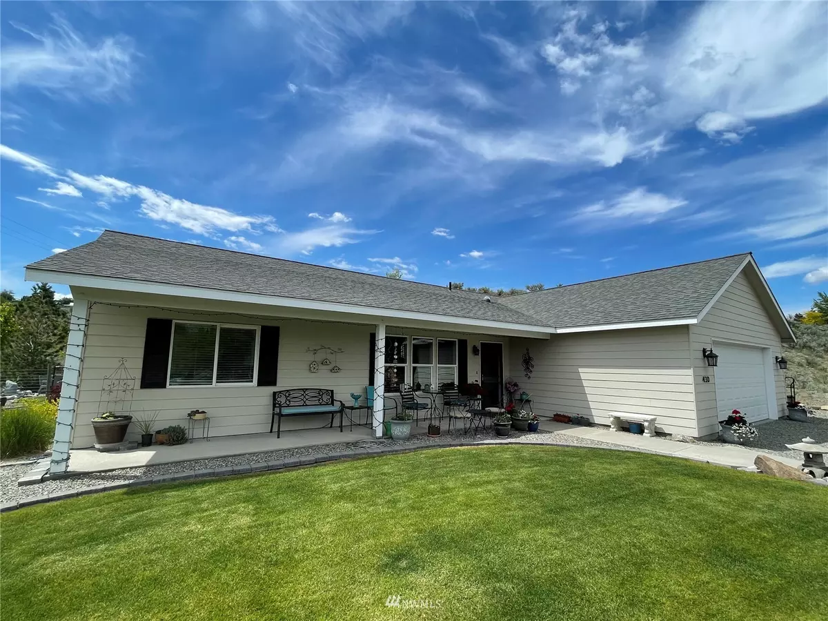 Omak, WA 98841,430 Hillcrest CIR