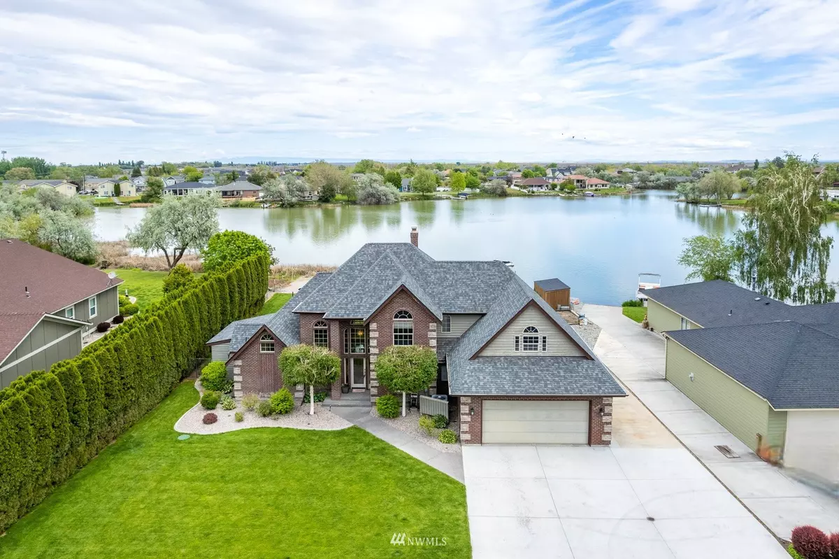 Moses Lake, WA 98837,1033 Laguna DR