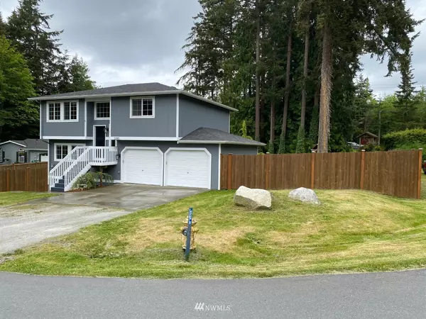 Camano Island, WA 98282,1391 Lakewood DR