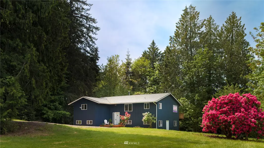 25205 Pioneer WAY NW, Poulsbo, WA 98370