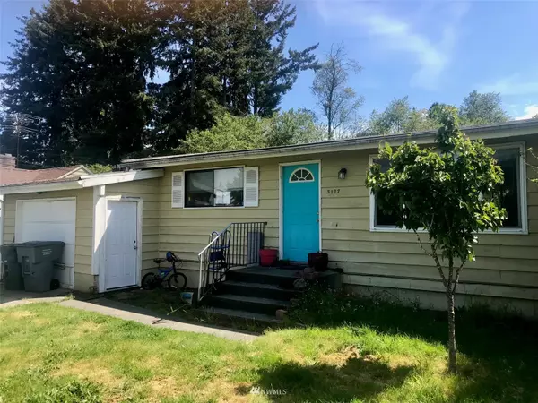 3127 3129 Sunset DR W, University Place, WA 98466