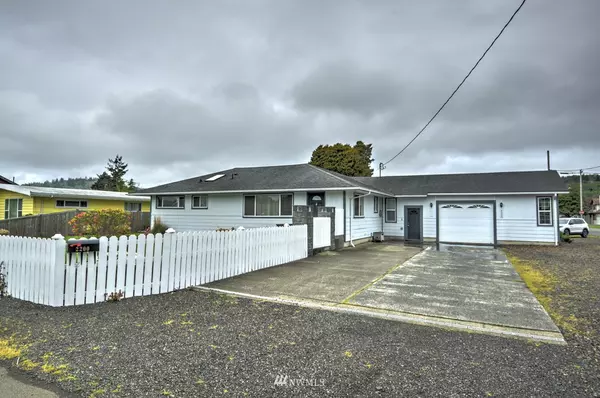 2200 Bay AVE, Aberdeen, WA 98520