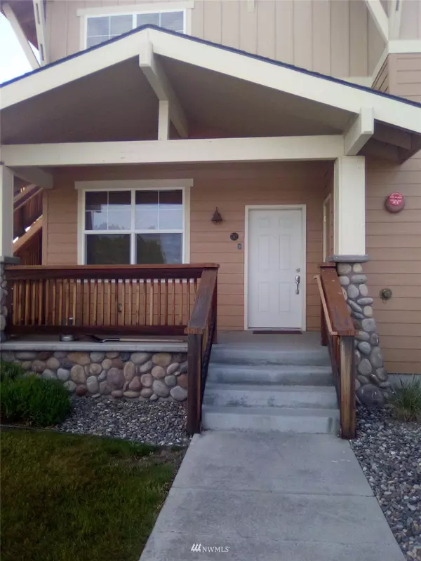 4395 Westshore DR NE #702, Moses Lake, WA 98837