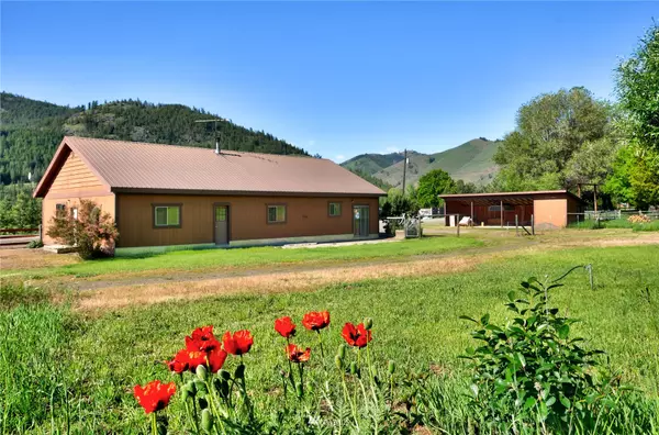 298 Twisp River RD, Twisp, WA 98856