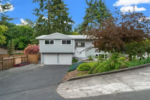 Edmonds, WA 98020,24129 95th PL W