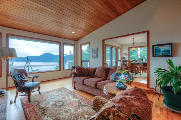 Orcas Island, WA 98245,350 Cascade WAY