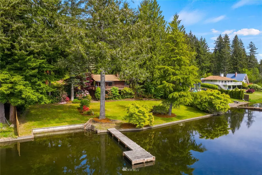 1612 E Spencer Lake RD, Shelton, WA 98584