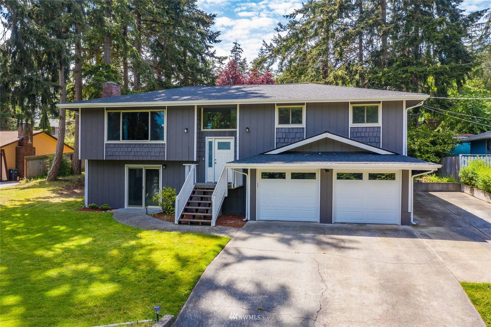 2439 Olympic DR, Oak Harbor, WA 98277