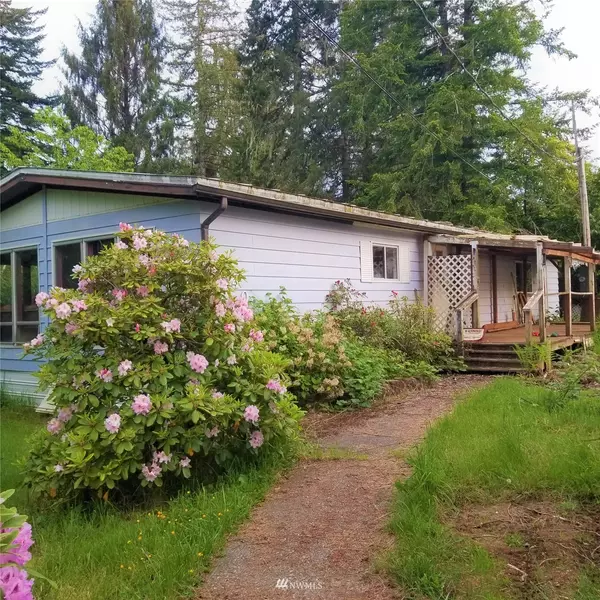 Elma, WA 98541,140 W Fairway DR