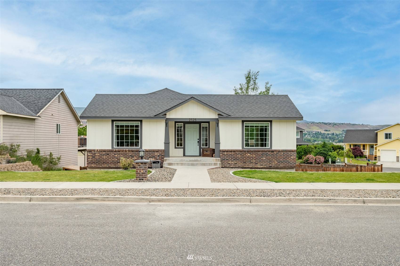 2125 W Honeysett RD, Wenatchee, WA 98801