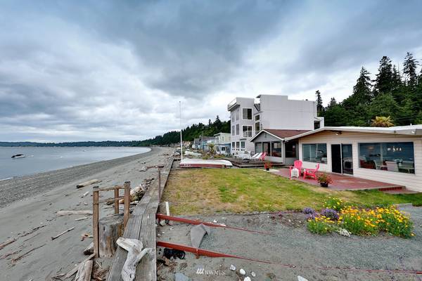 6444 Ebb Tide LN, Freeland, WA 98249