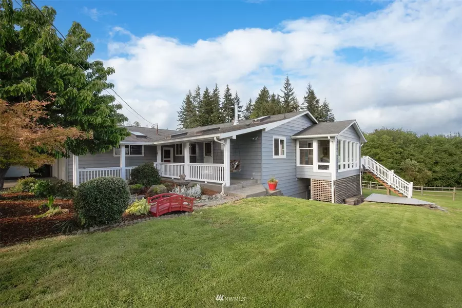 26778 Sunnyview LN NE, Kingston, WA 98346