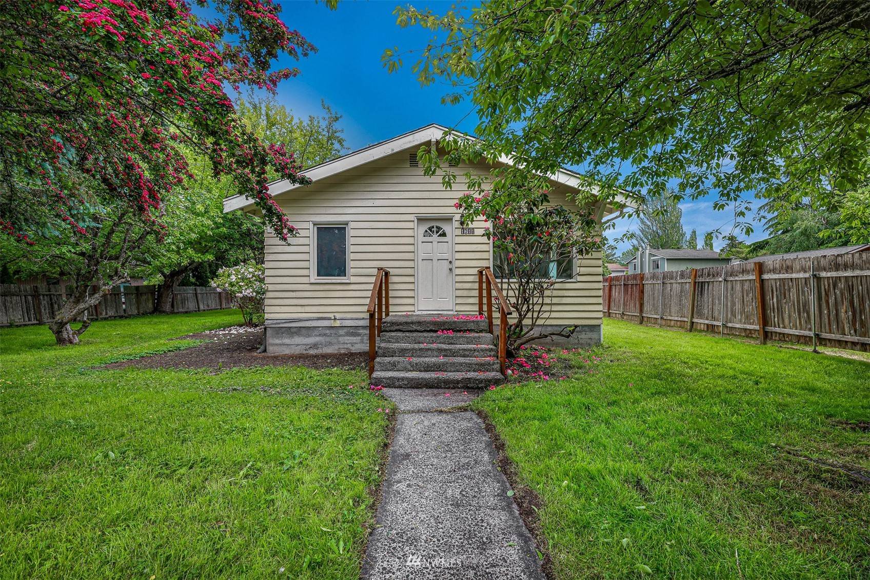 1611 22nd ST, Bellingham, WA 98225