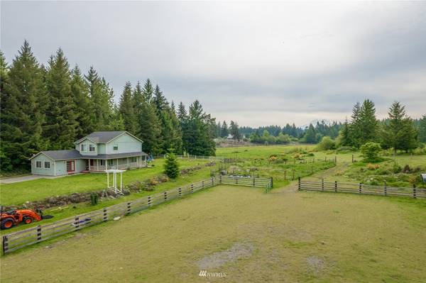 17105 Vail LOOP SE, Rainier, WA 98576