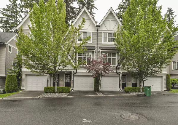 22562 NE Alder Crest LN, Redmond, WA 98053