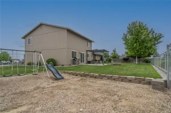 Moses Lake, WA 98837,534 N Monarch ST