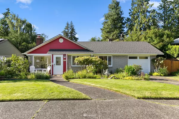 2710 NE 87th ST, Seattle, WA 98115