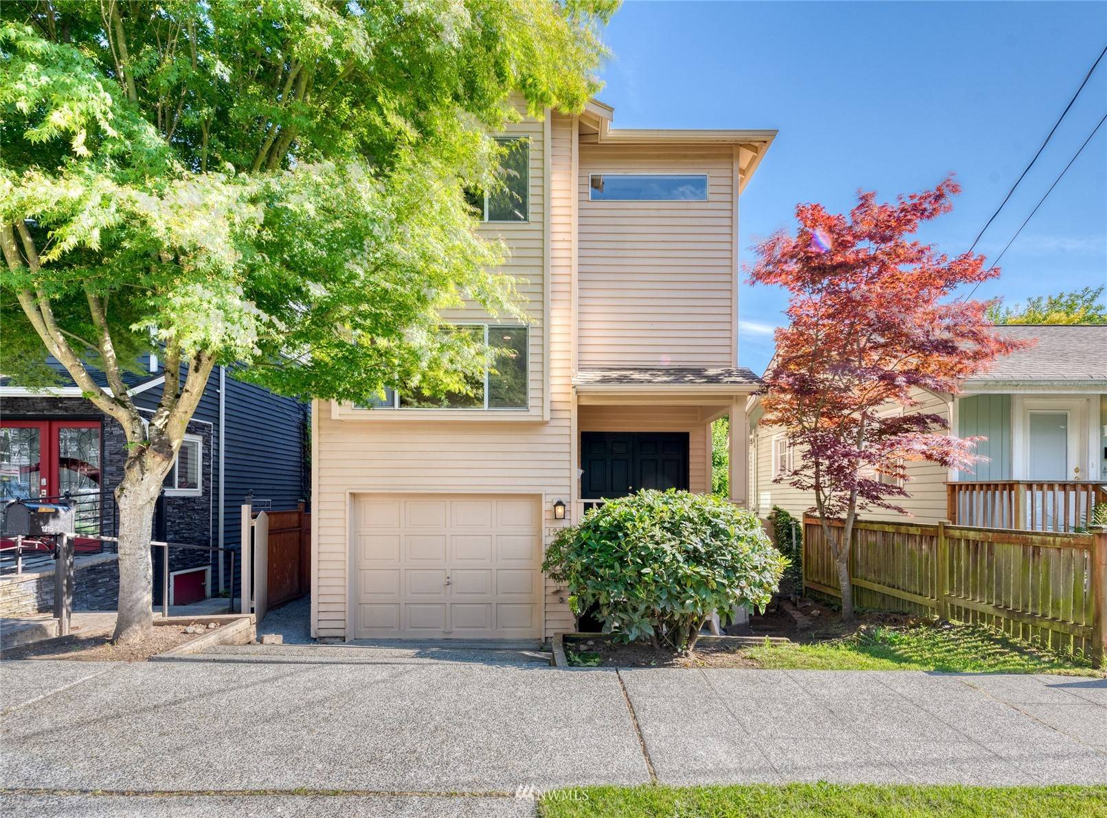 1213 N 43rd ST, Seattle, WA 98103