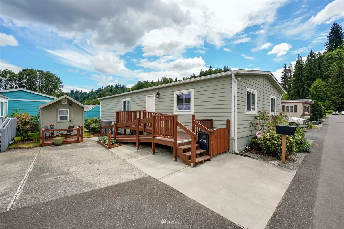 Renton, WA 98058,15276 Maple DR