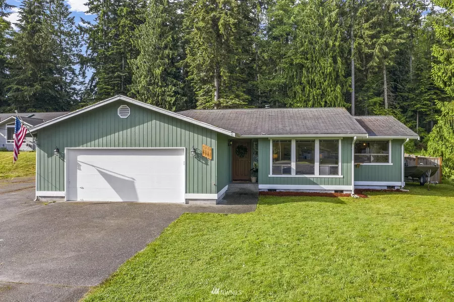 8218 S Lake Ketchum RD, Stanwood, WA 98292