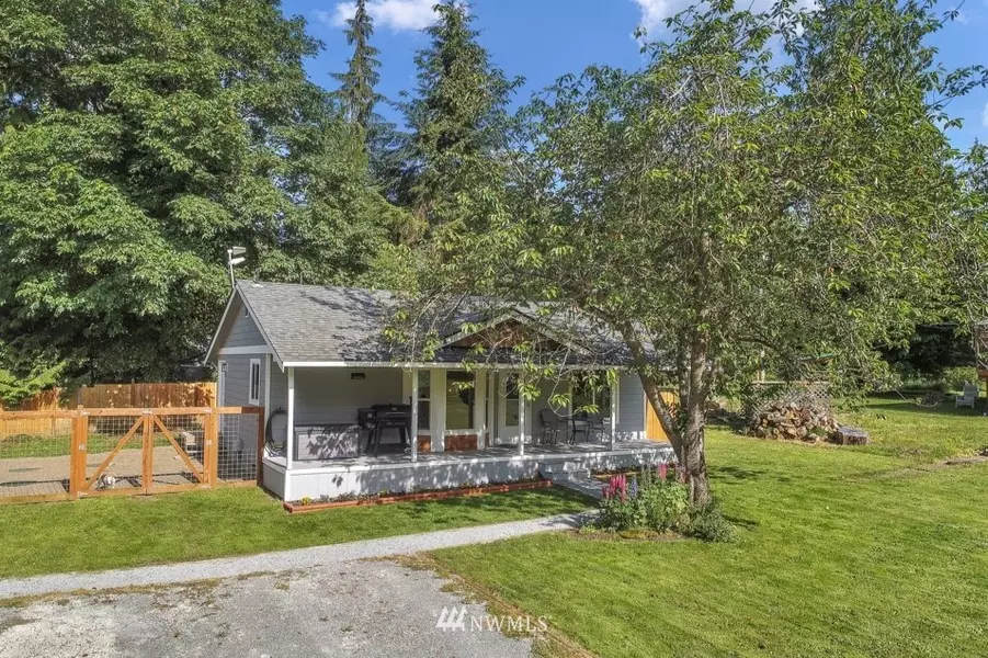 6503 Happy Hollow DR, Stanwood, WA 98292