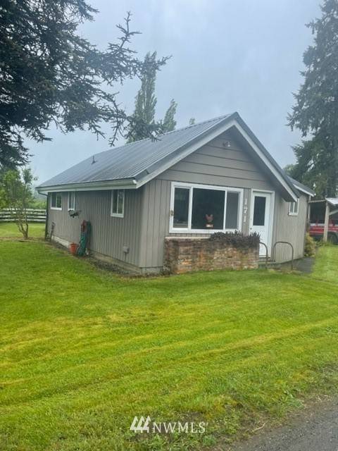 171 Camp One RD, Raymond, WA 98577