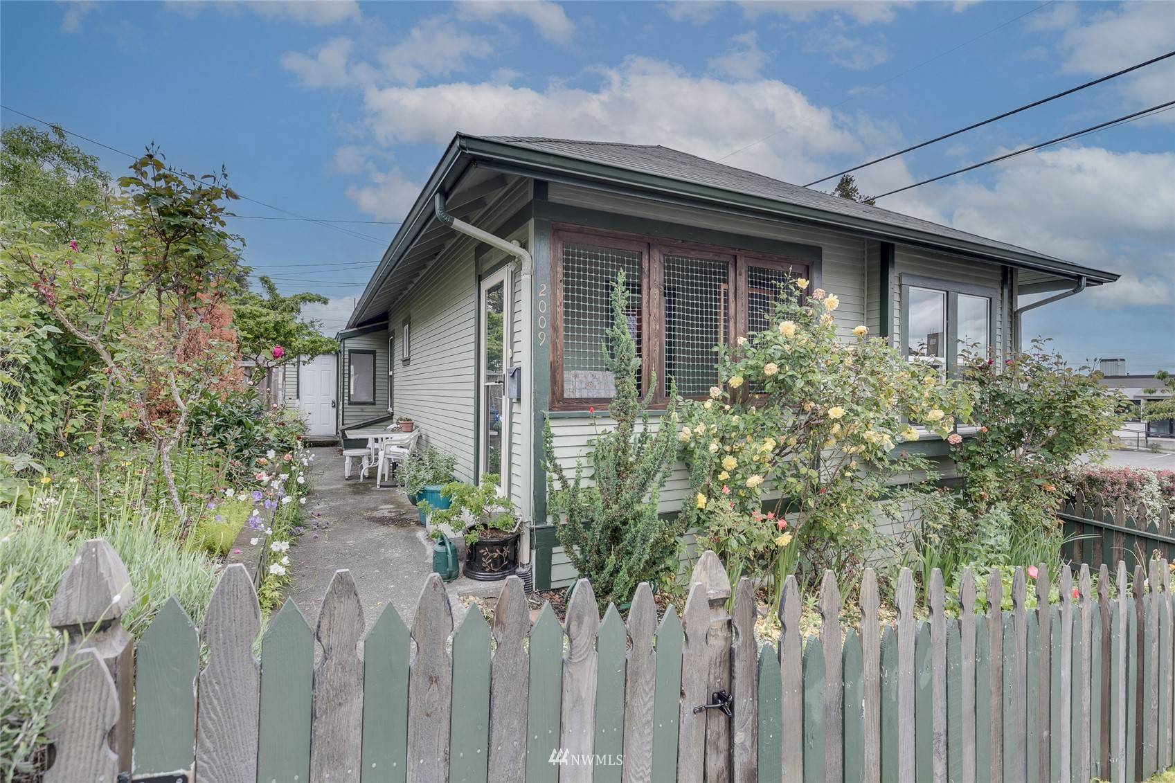 2009 33rd ST, Everett, WA 98201