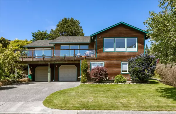 4504 Queen Ann WAY, Anacortes, WA 98221