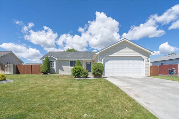 338 E Belair DR, Moses Lake, WA 98837